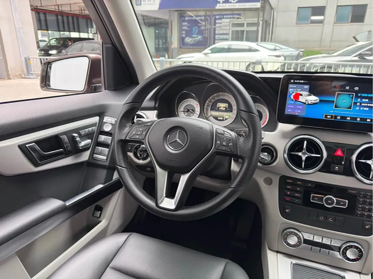 2013 Mercedes-Benz GLK Class 3.0L 245HP V6 7AT,autocango,china used car exporter,china ev exporter,chinese used car exporter,chinese used ev exporter