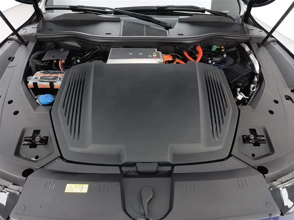 2019 Audi e-tron 2AT BEV 95KWH,autocango,china used car exporter,china ev exporter,chinese used car exporter,chinese used ev exporter