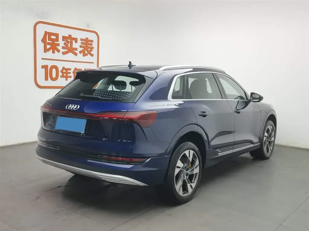 2019 Audi e-tron 2AT BEV 95KWH,autocango,china used car exporter,china ev exporter,chinese used car exporter,chinese used ev exporter