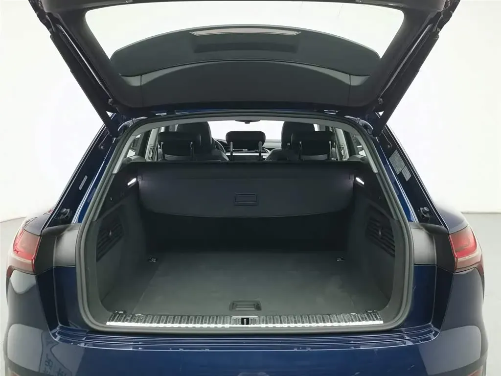 2019 Audi e-tron 2AT BEV 95KWH,autocango,china used car exporter,china ev exporter,chinese used car exporter,chinese used ev exporter