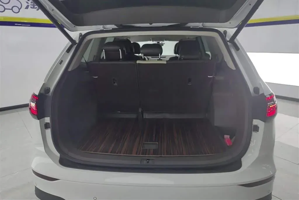 2020 Volkswagen Viloran 2.0T 186HP L4 7DCT,autocango,china used car exporter,china ev exporter,chinese used car exporter,chinese used ev exporter