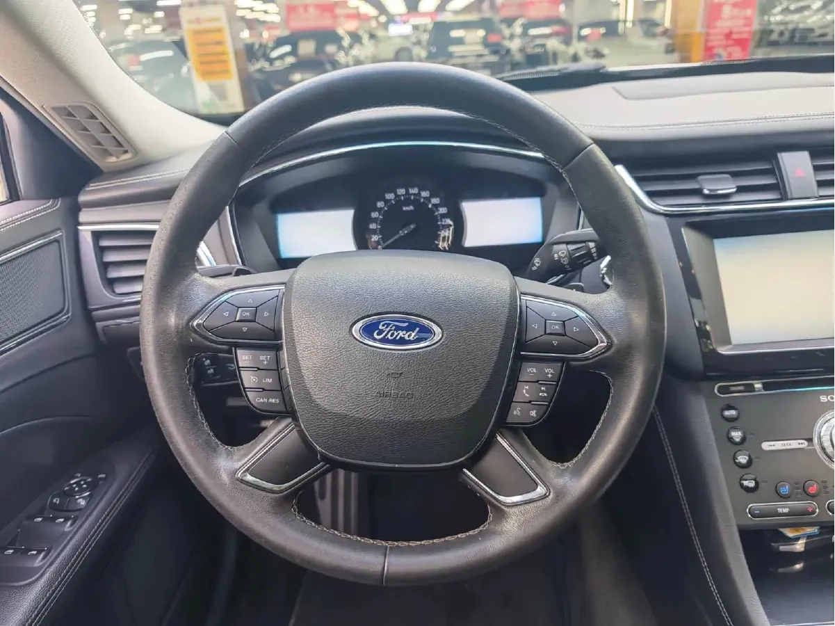 2015 Ford Taurus 2.0T 245HP L4 6AT,autocango,china used car exporter,china ev exporter,chinese used car exporter,chinese used ev exporter