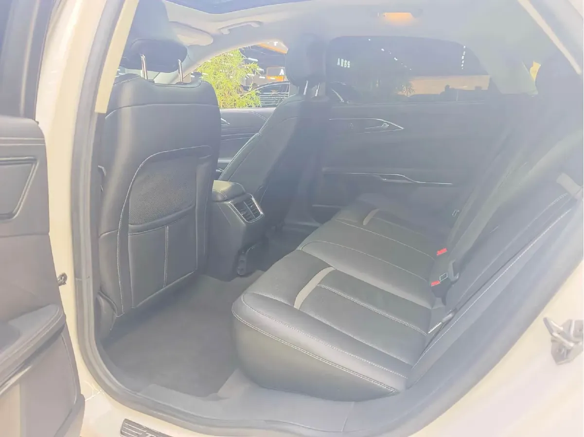 2015 Ford Taurus 2.0T 245HP L4 6AT,autocango,china used car exporter,china ev exporter,chinese used car exporter,chinese used ev exporter