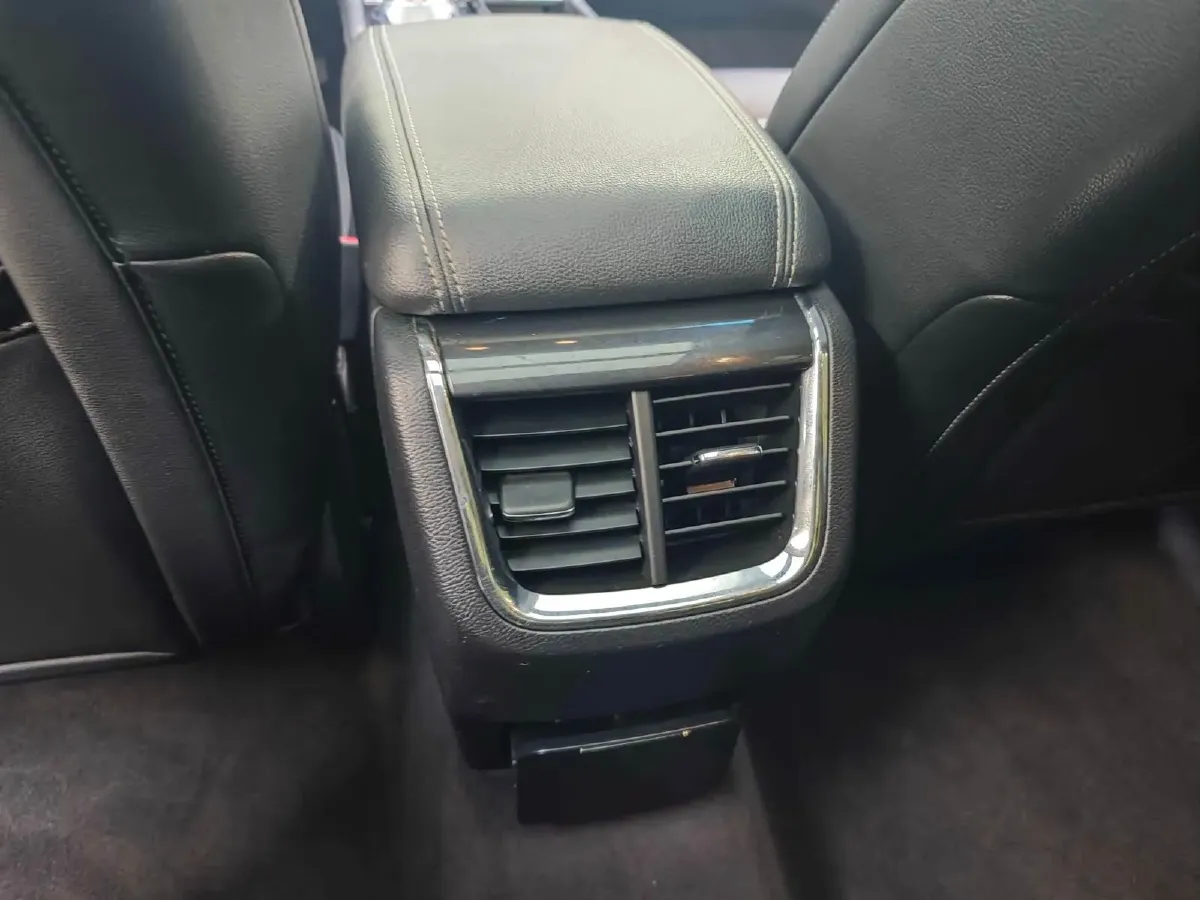 2015 Ford Taurus 2.0T 245HP L4 6AT,autocango,china used car exporter,china ev exporter,chinese used car exporter,chinese used ev exporter