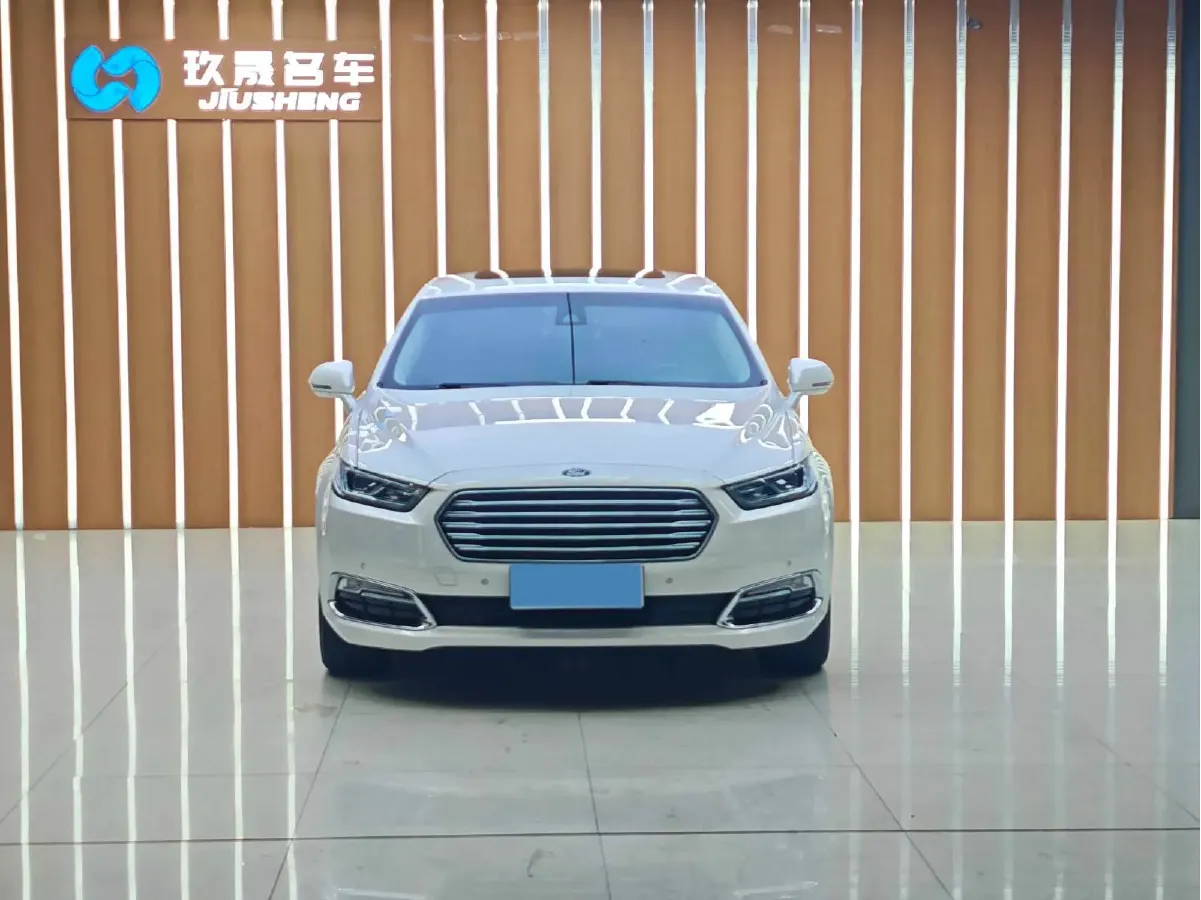 2015 Ford Taurus 2.0T 245HP L4 6AT,autocango,china used car exporter,china ev exporter,chinese used car exporter,chinese used ev exporter