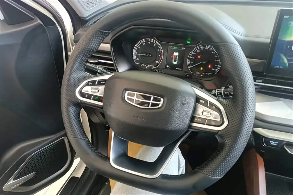 2021 Geely Vision X6 1.4T 141HP L4 6AT,autocango,china used car exporter,china ev exporter,chinese used car exporter,chinese used ev exporter