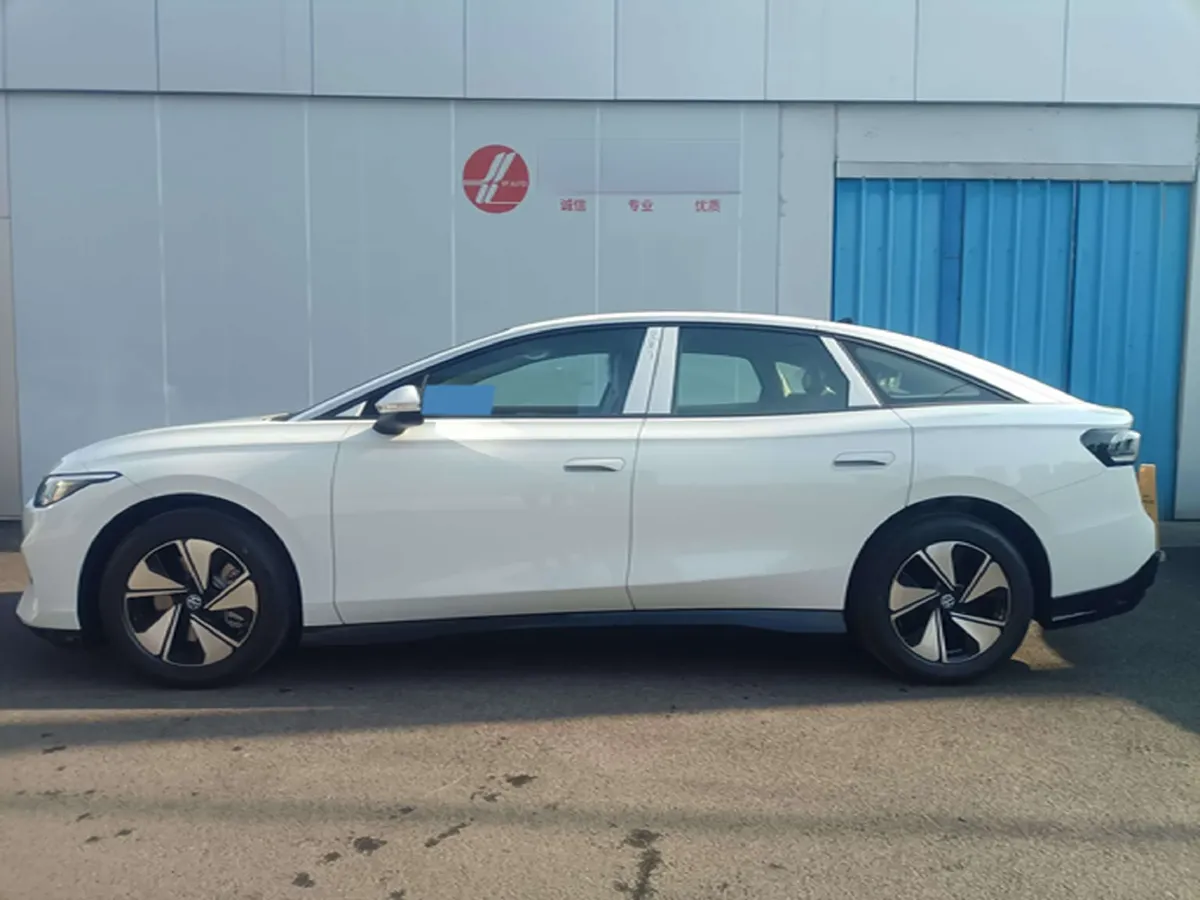 2024 Volkswagen ID.7 Vizzion BEV 84.8KWH,autocango,china used car exporter,china ev exporter,chinese used car exporter,chinese used ev exporter