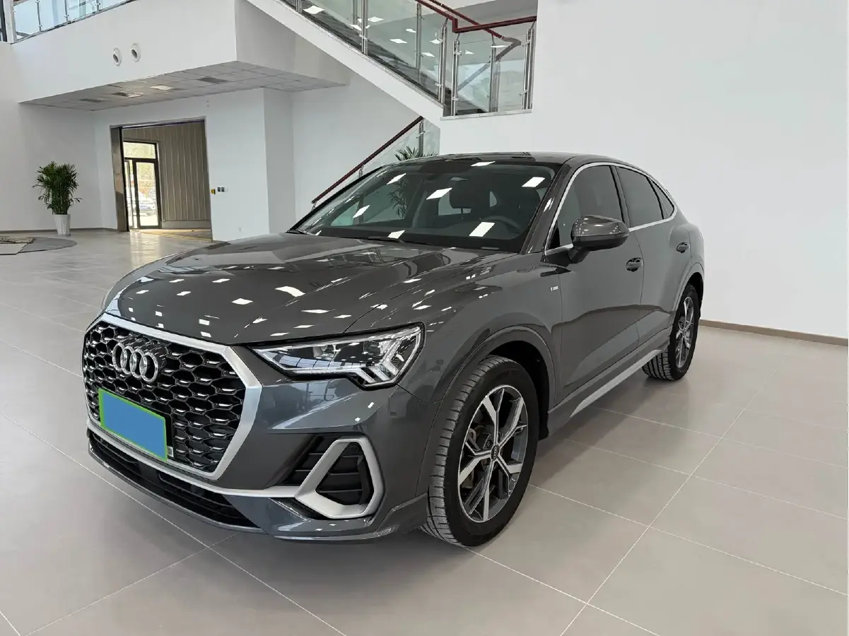 2021 Audi Q3 Sportback 2.0T 186HP L4 7DCT