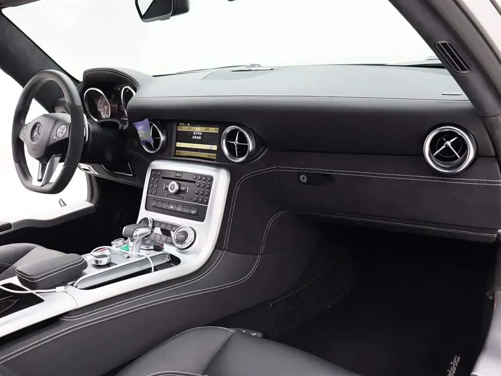 2011 Mercedes-Benz SLS AMG 6.2L 571HP V8 7DCT,autocango,china used car exporter,china ev exporter,chinese used car exporter,chinese used ev exporter