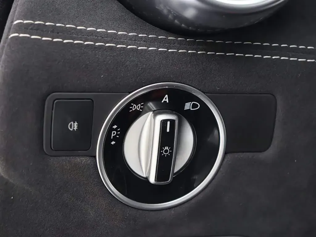 2011 Mercedes-Benz SLS AMG 6.2L 571HP V8 7DCT,autocango,china used car exporter,china ev exporter,chinese used car exporter,chinese used ev exporter