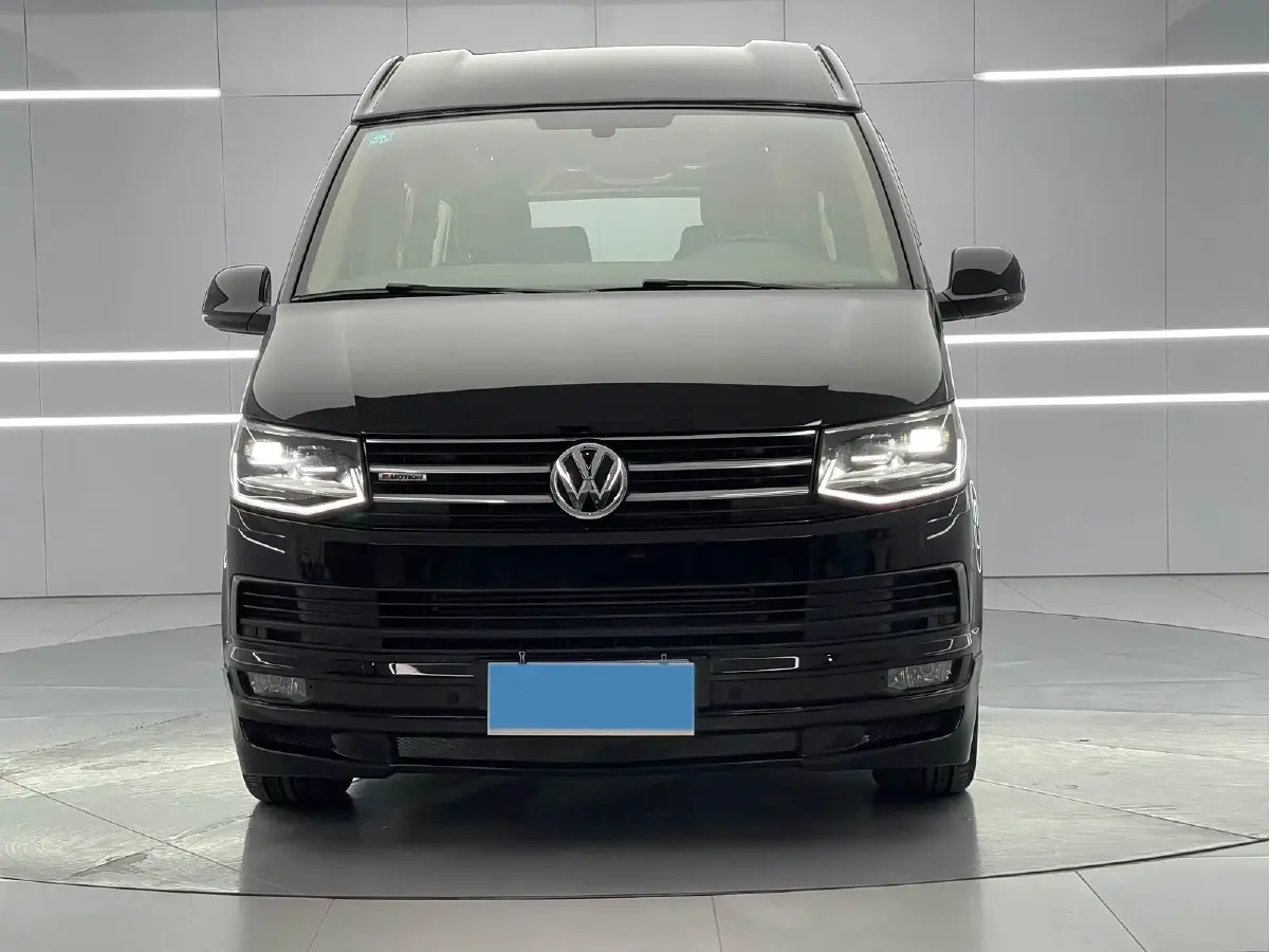 2019 Volkswagen Caravelle 2.0T 204HP L4 7DCT