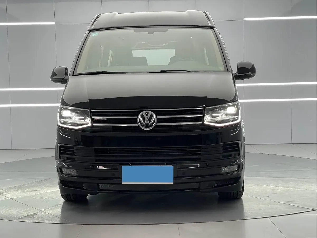 2019 Volkswagen Caravelle 2.0T 204HP L4 7DCT,autocango,china used car exporter,china ev exporter,chinese used car exporter,chinese used ev exporter