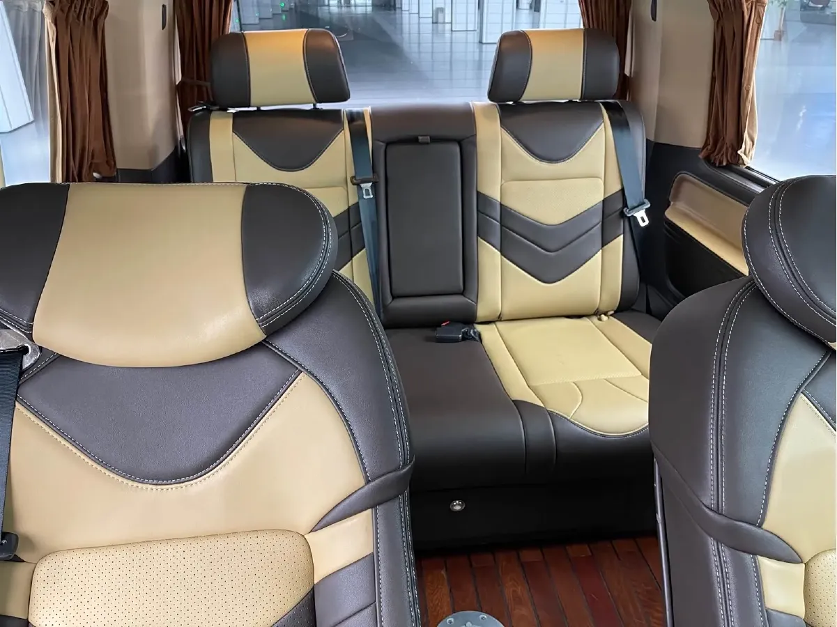 2019 Volkswagen Caravelle 2.0T 204HP L4 7DCT,autocango,china used car exporter,china ev exporter,chinese used car exporter,chinese used ev exporter