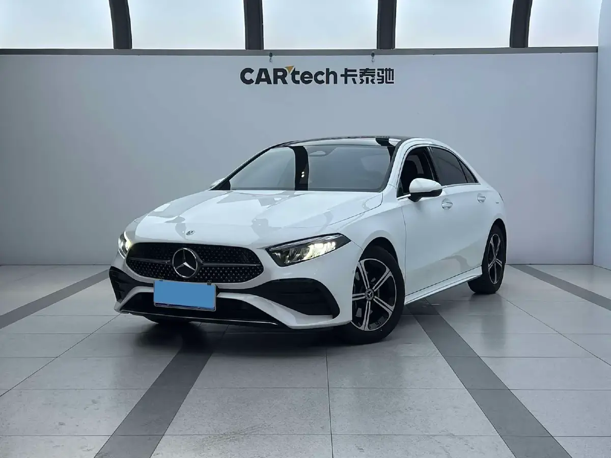 2023 Mercedes-Benz A Class 1.3T 163HP L4 7DCT