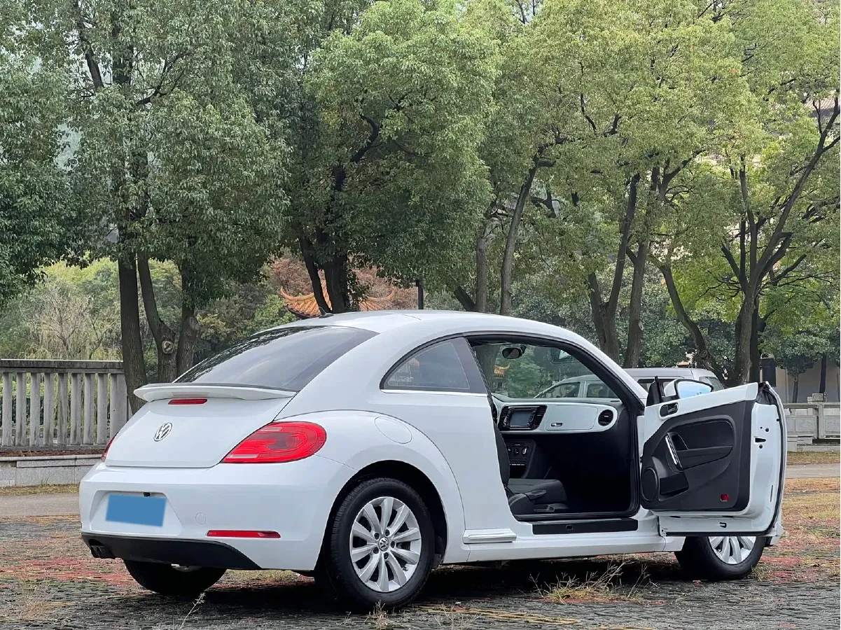 2014 Volkswagen Beetle 1.4T 160HP L4 7DCT,autocango,china used car exporter,china ev exporter,chinese used car exporter,chinese used ev exporter