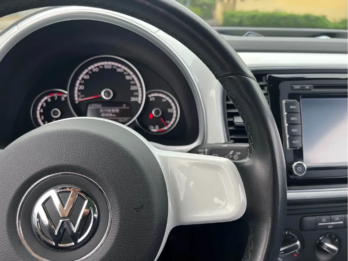 2014 Volkswagen Beetle 1.4T 160HP L4 7DCT,autocango,china used car exporter,china ev exporter,chinese used car exporter,chinese used ev exporter