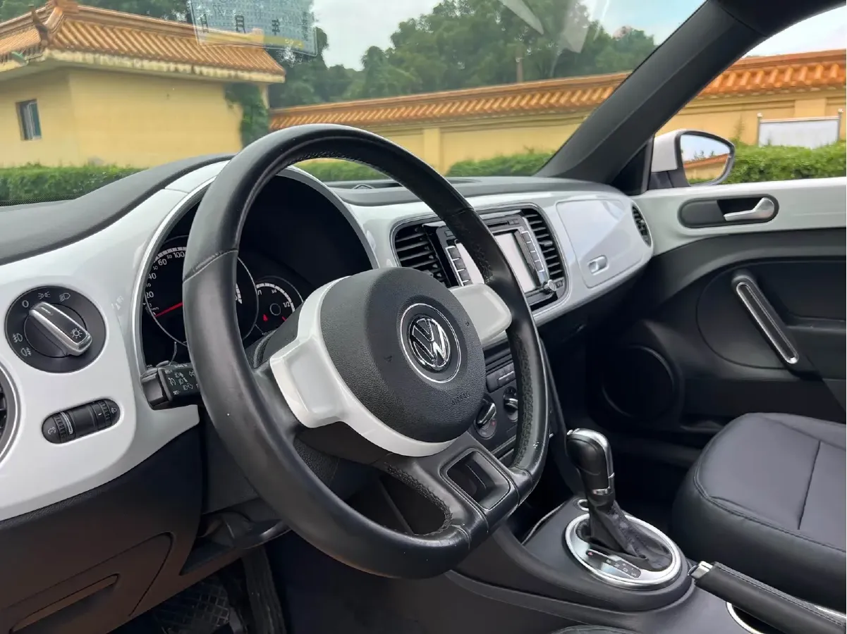 2014 Volkswagen Beetle 1.4T 160HP L4 7DCT,autocango,china used car exporter,china ev exporter,chinese used car exporter,chinese used ev exporter