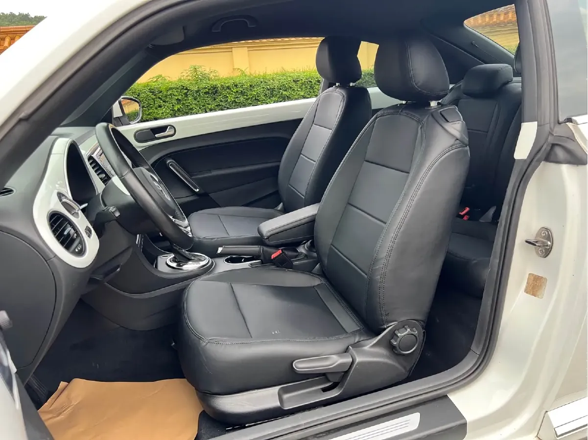 2014 Volkswagen Beetle 1.4T 160HP L4 7DCT,autocango,china used car exporter,china ev exporter,chinese used car exporter,chinese used ev exporter