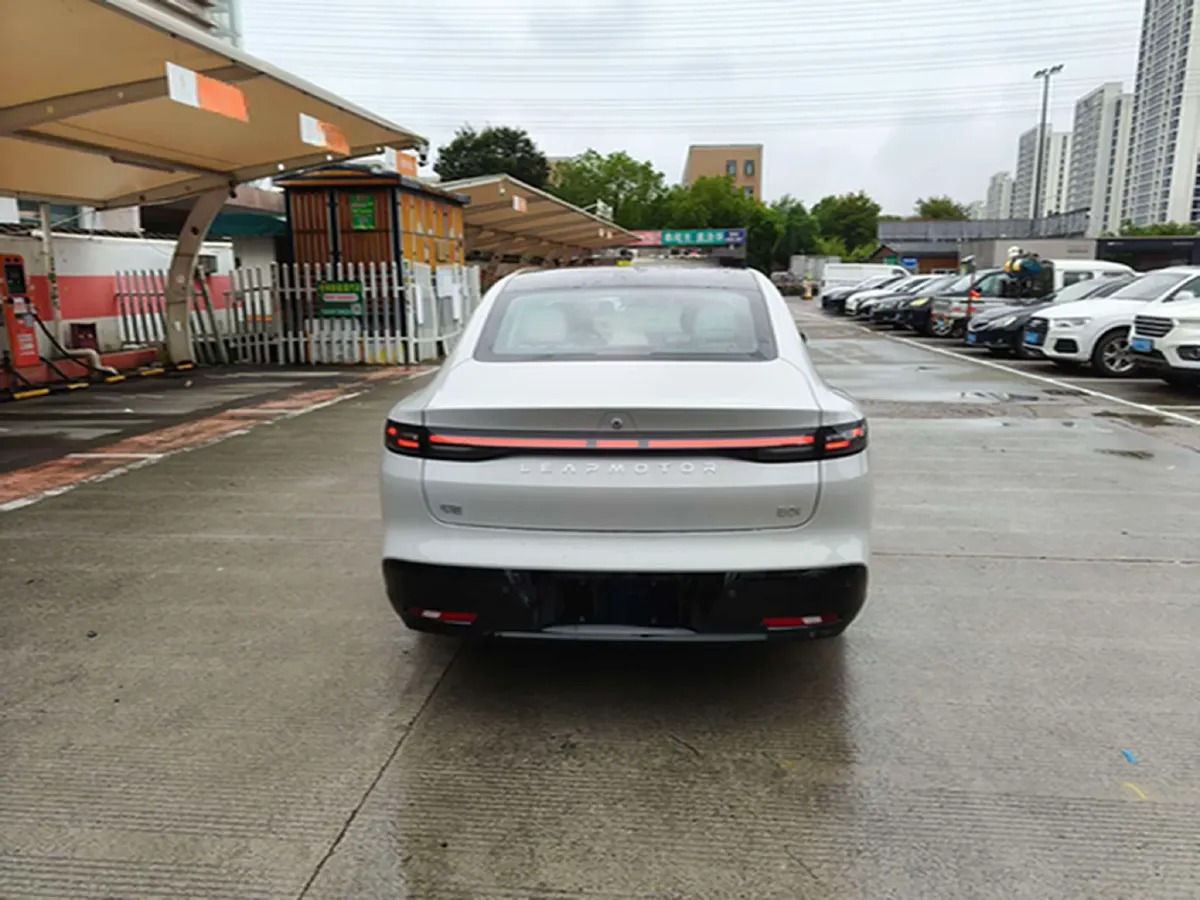 2025 Leapmotor B01 BEV,autocango,china used car exporter,china ev exporter,chinese used car exporter,chinese used ev exporter