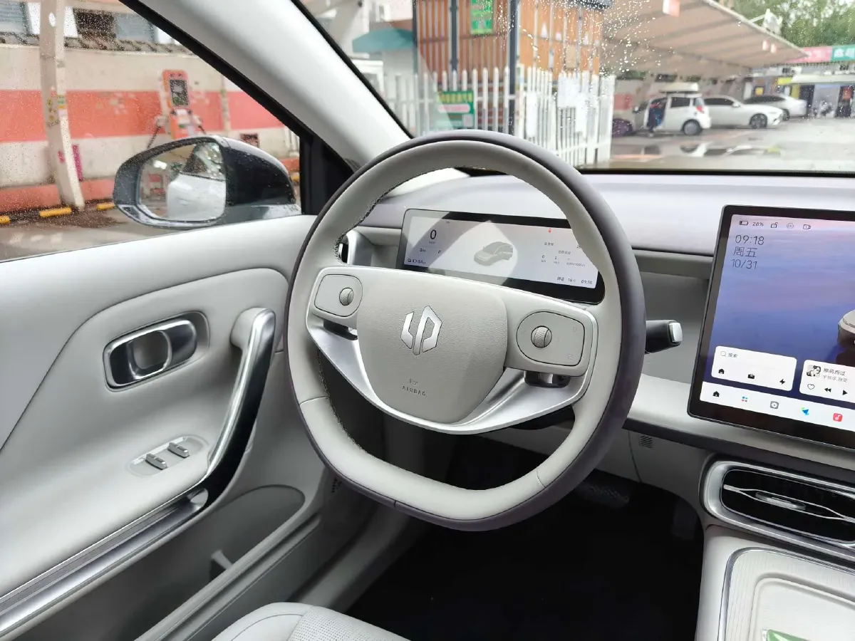 2025 Leapmotor B01 BEV,autocango,china used car exporter,china ev exporter,chinese used car exporter,chinese used ev exporter