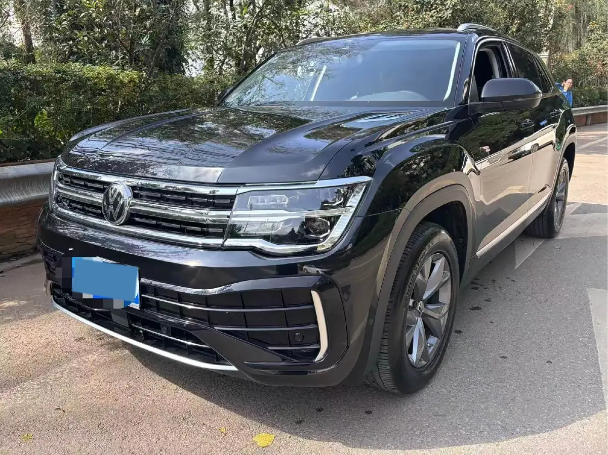 2023 Volkswagen Teramont 2.0T 220HP L4 7DCT