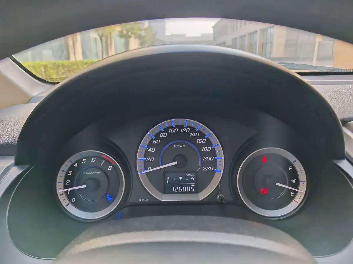 2012 Honda City Classic 1.5L 120HP L4 5MT,autocango,china used car exporter,china ev exporter,chinese used car exporter,chinese used ev exporter