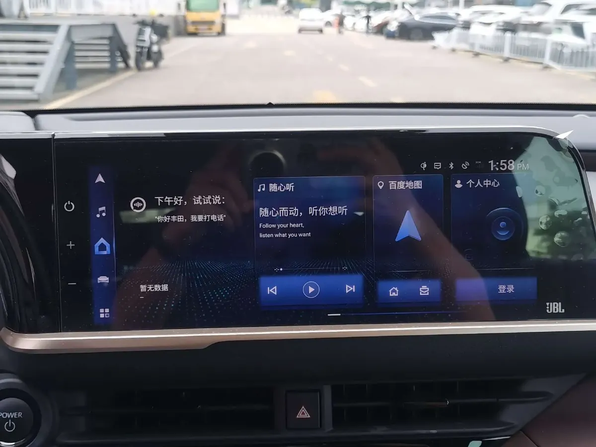 2023 Toyota CrownSportCross 2.5L 185HP L4 E-CVT Hybrid,autocango,china used car exporter,china ev exporter,chinese used car exporter,chinese used ev exporter