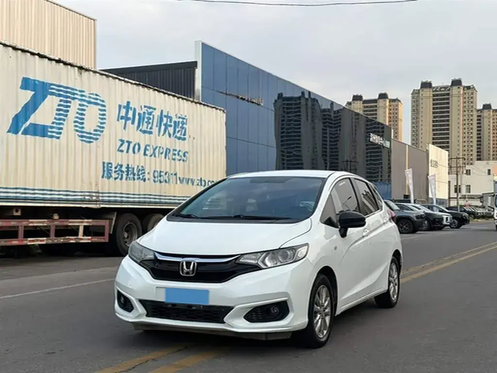 2018 Honda Fit 1.5L 131HP L4 CVT