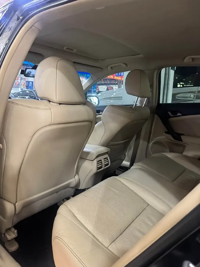 2013 Honda Spirior 2.4L 201HP L4 5AT,autocango,china used car exporter,china ev exporter,chinese used car exporter,chinese used ev exporter