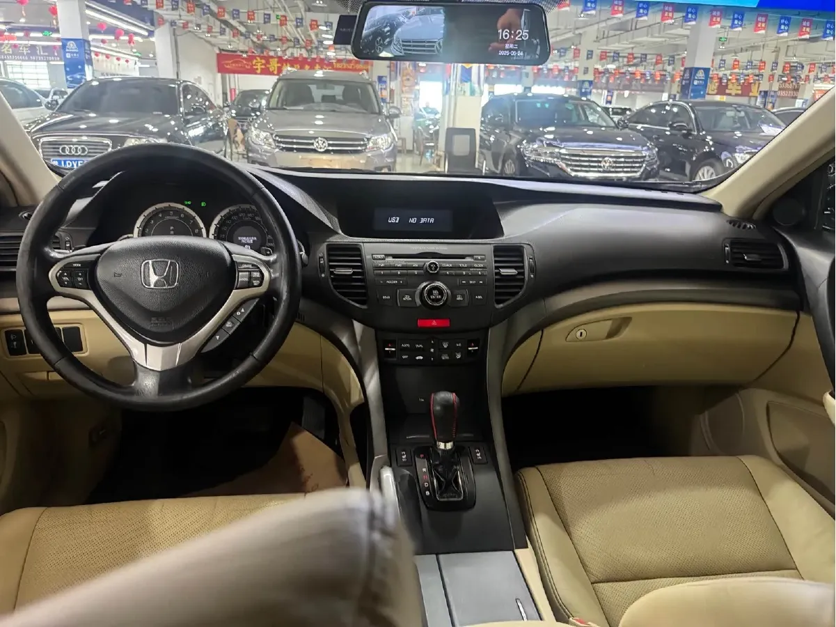 2013 Honda Spirior 2.4L 201HP L4 5AT,autocango,china used car exporter,china ev exporter,chinese used car exporter,chinese used ev exporter