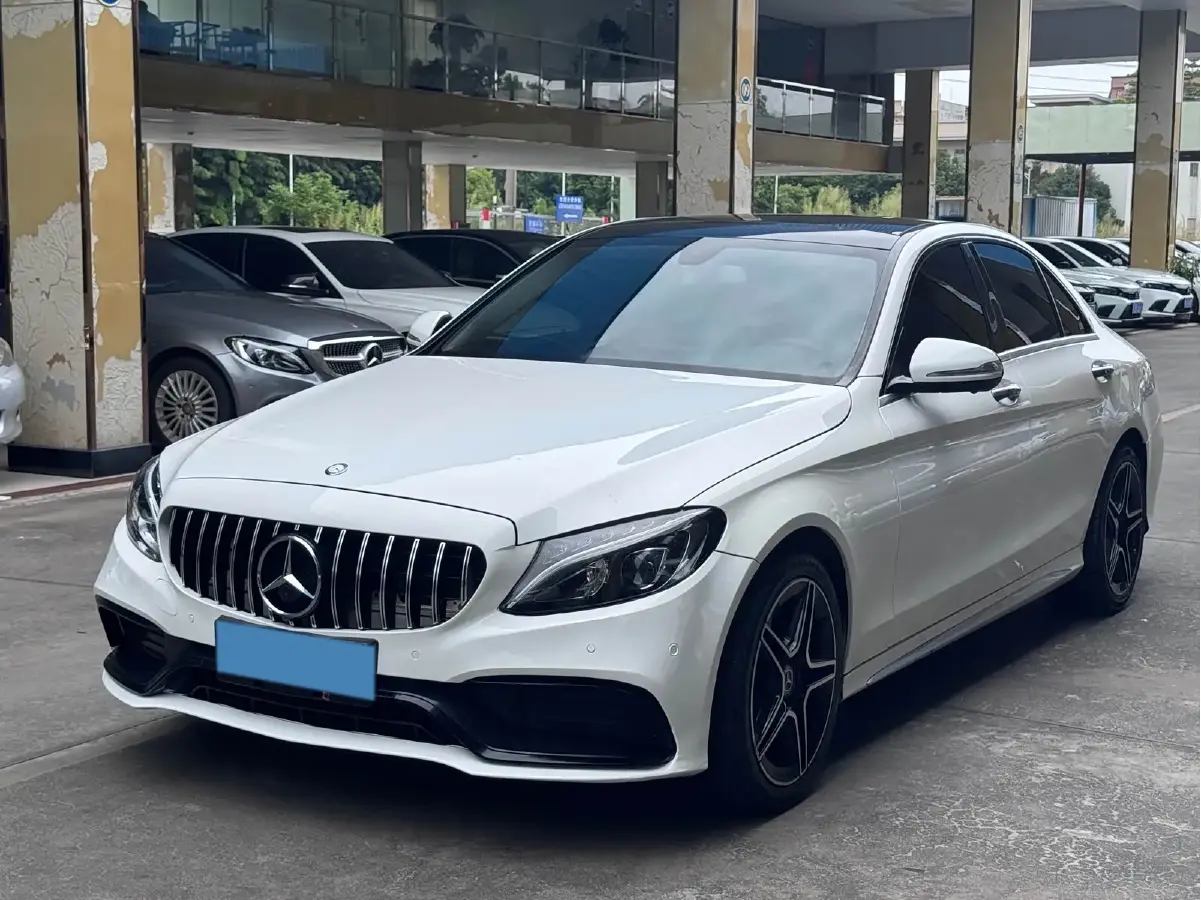 2015 Mercedes-Benz C Class 2.0T 184HP L4 7AT