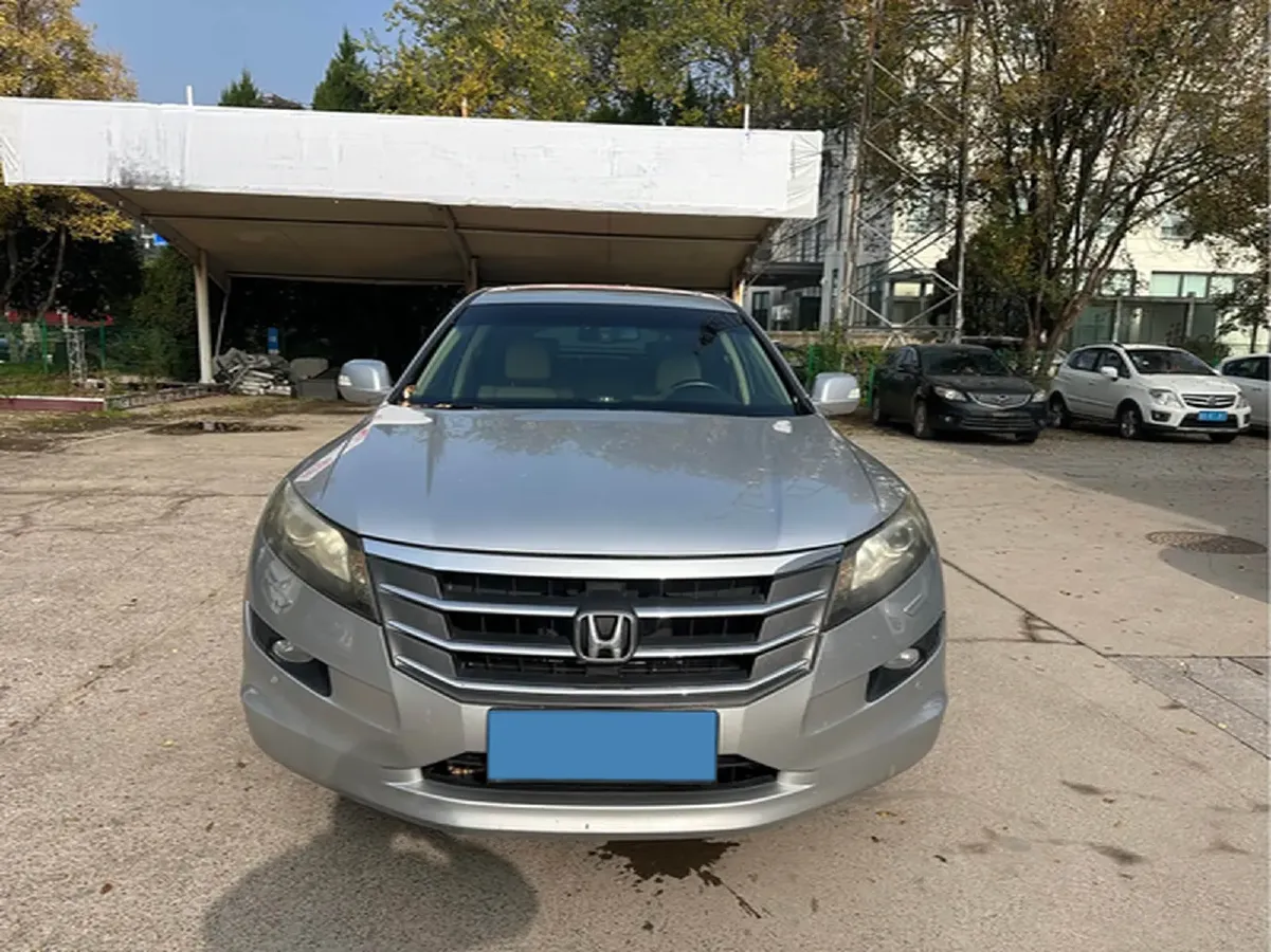 2011 Honda Crosstour 3.5L 280HP V6 5AT,autocango,china used car exporter,china ev exporter,chinese used car exporter,chinese used ev exporter
