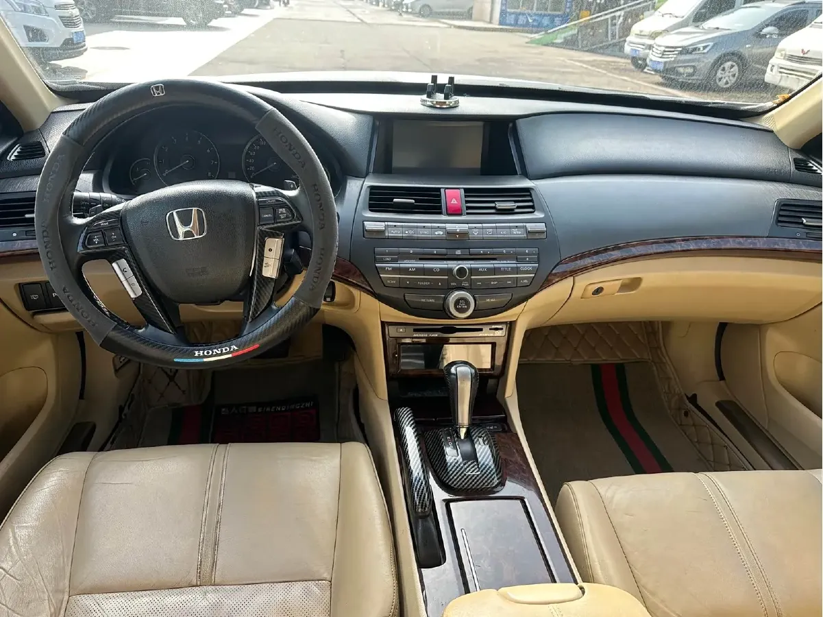 2011 Honda Crosstour 3.5L 280HP V6 5AT,autocango,china used car exporter,china ev exporter,chinese used car exporter,chinese used ev exporter