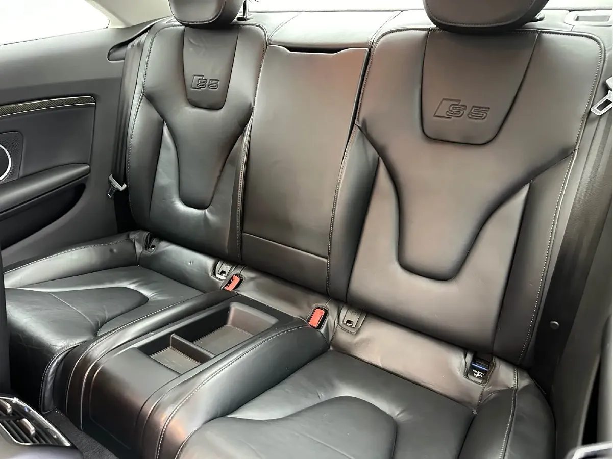 2009 Audi S5 4.2L 354HP V8 6AT,autocango,china used car exporter,china ev exporter,chinese used car exporter,chinese used ev exporter