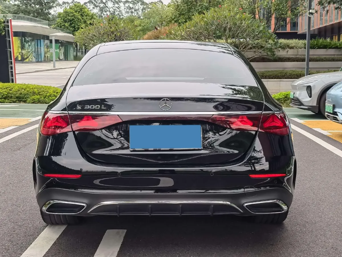 2024 Mercedes-Benz E Class 2.0T 258HP L4 9AT,autocango,china used car exporter,china ev exporter,chinese used car exporter,chinese used ev exporter