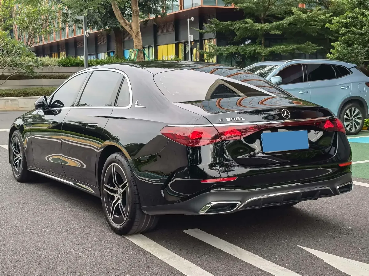 2024 Mercedes-Benz E Class 2.0T 258HP L4 9AT,autocango,china used car exporter,china ev exporter,chinese used car exporter,chinese used ev exporter