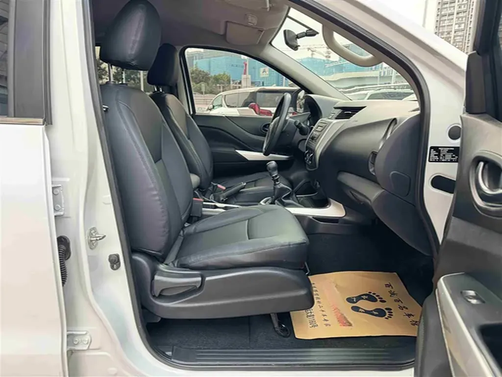 2019 Nissan Navara 2.5L 193HP L4 6MT,autocango,china used car exporter,china ev exporter,chinese used car exporter,chinese used ev exporter