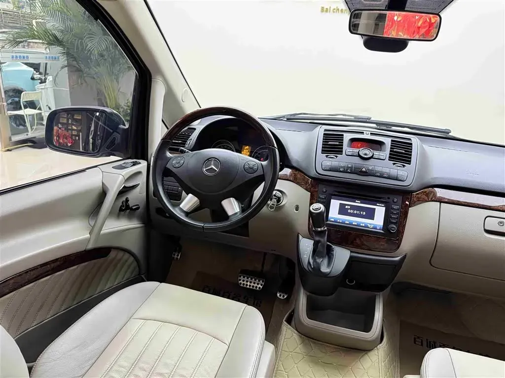2015 Mercedes-Benz Viano 3.0L 224HP V6 5AT,autocango,china used car exporter,china ev exporter,chinese used car exporter,chinese used ev exporter