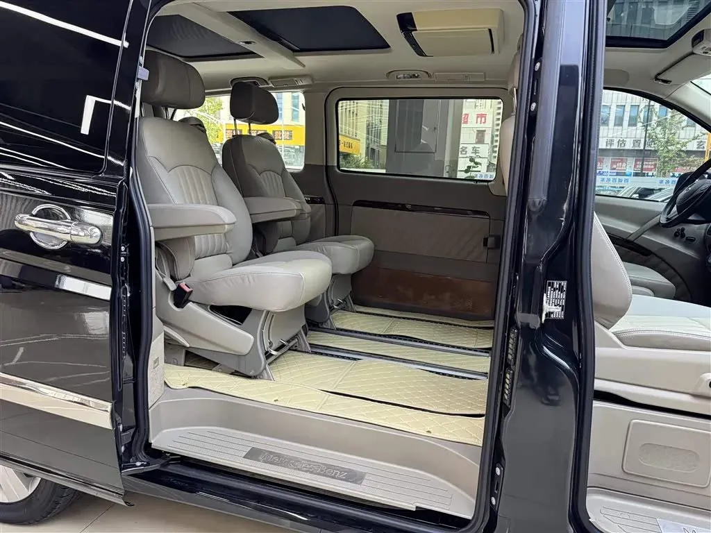 2015 Mercedes-Benz Viano 3.0L 224HP V6 5AT,autocango,china used car exporter,china ev exporter,chinese used car exporter,chinese used ev exporter