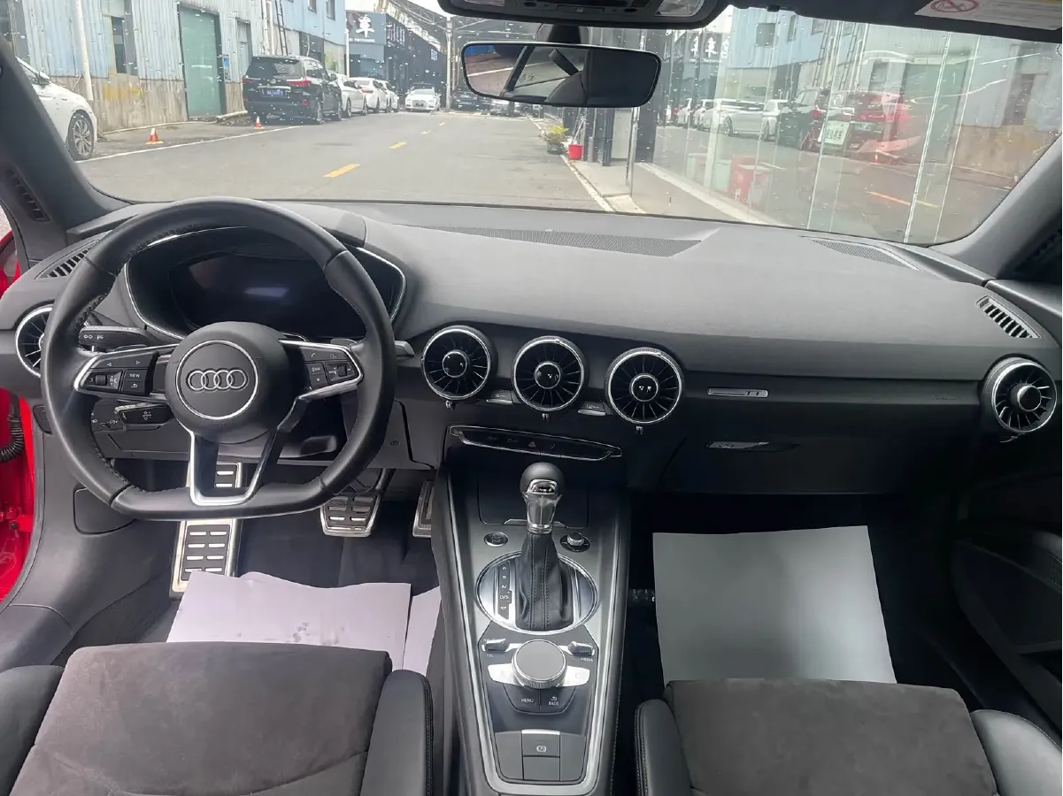 2015 Audi TT 2.0T 230HP L4 6DCT,autocango,china used car exporter,china ev exporter,chinese used car exporter,chinese used ev exporter