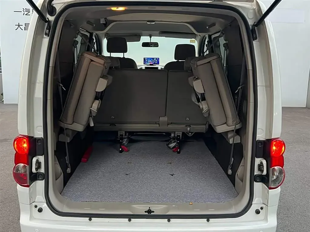 2014 Nissan NV200 1.6L 124HP L4 CVT,autocango,china used car exporter,china ev exporter,chinese used car exporter,chinese used ev exporter