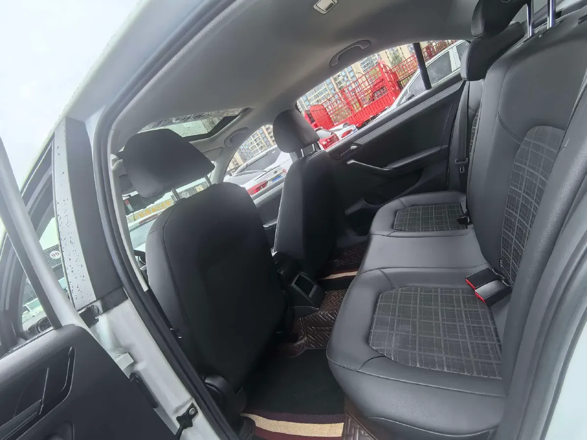 2019 Volkswagen Jetta 1.4L 90HP L4 5MT,autocango,china used car exporter,china ev exporter,chinese used car exporter,chinese used ev exporter