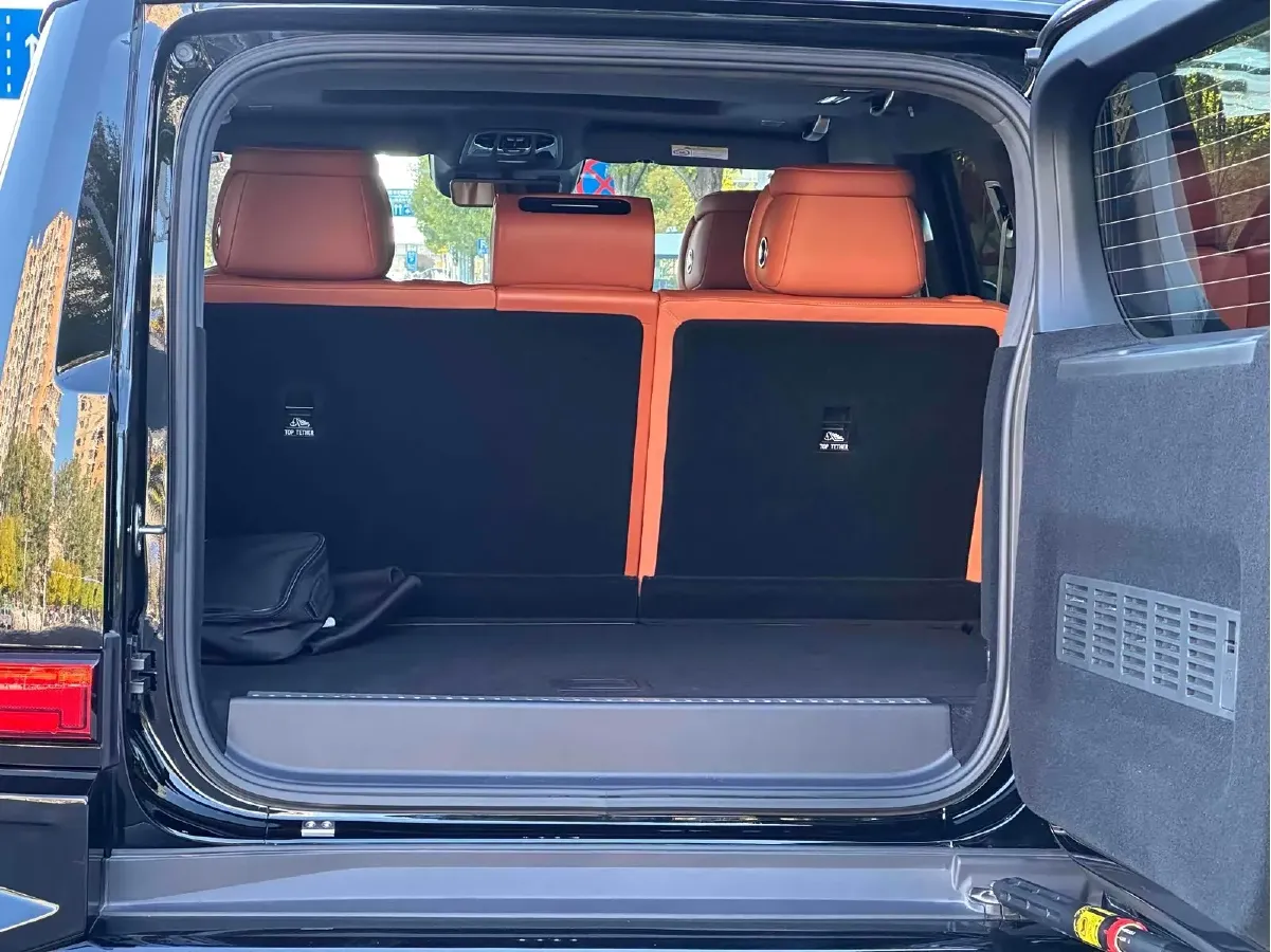 2024 Tank 700 3.0T 360HP V6 9AT PHEV 37.1KWH,autocango,china used car exporter,china ev exporter,chinese used car exporter,chinese used ev exporter