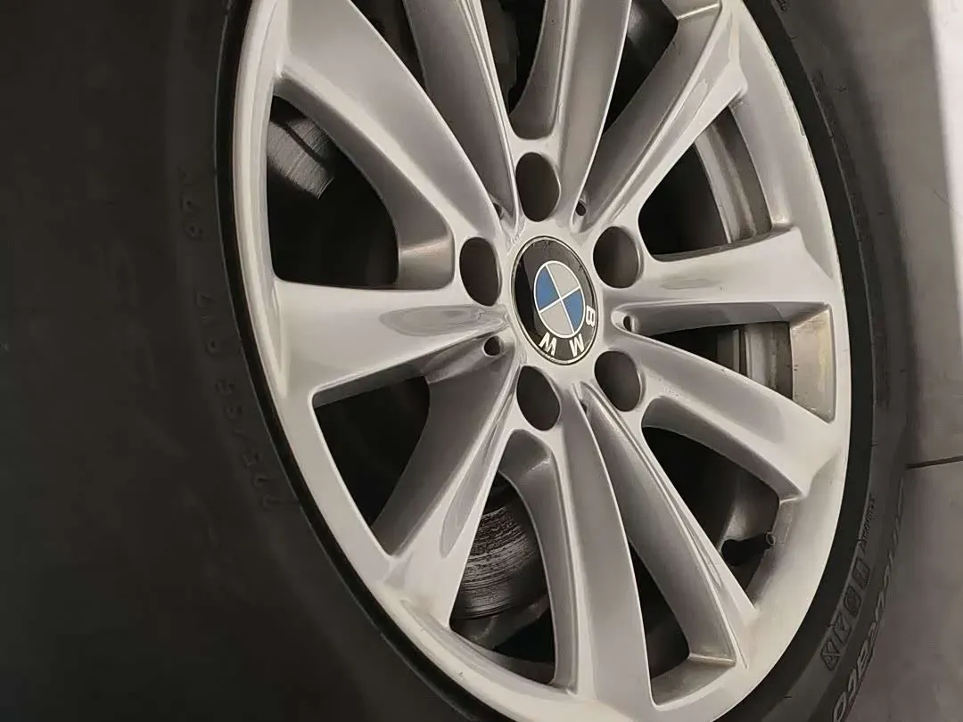 2017 BMW 5 Series 2.0T 184HP L4 8AT,autocango,china used car exporter,china ev exporter,chinese used car exporter,chinese used ev exporter