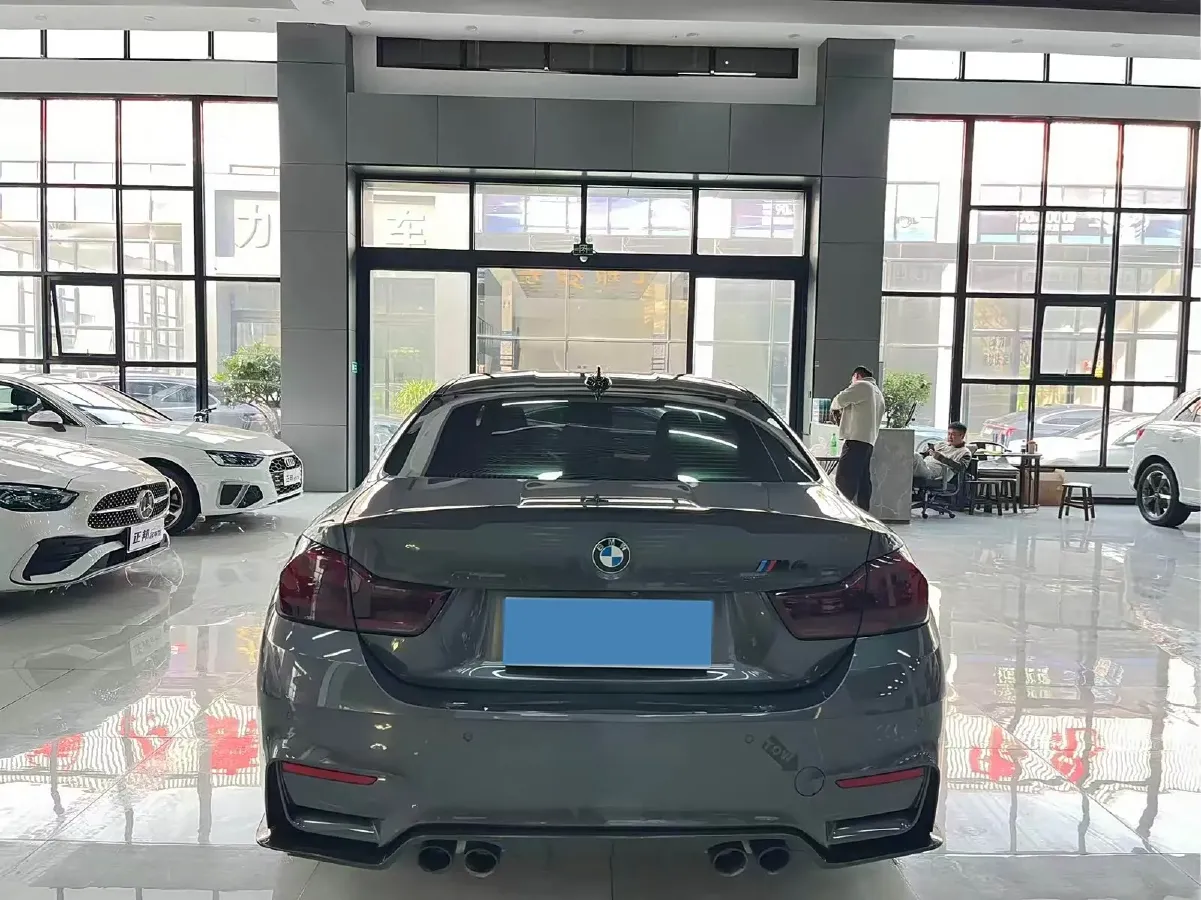 2017 BMW M4 3.0T 431HP L6 7DCT,autocango,china used car exporter,china ev exporter,chinese used car exporter,chinese used ev exporter