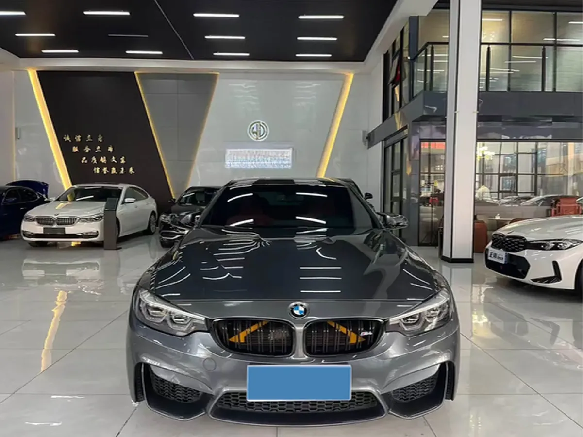 2017 BMW M4 3.0T 431HP L6 7DCT,autocango,china used car exporter,china ev exporter,chinese used car exporter,chinese used ev exporter