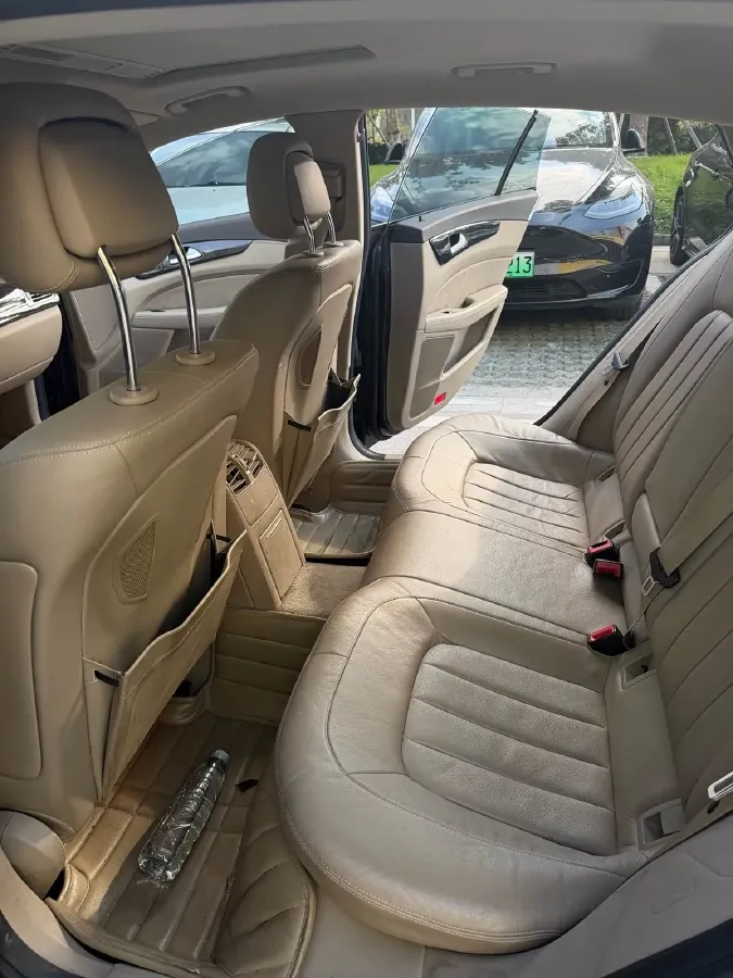 2013 Mercedes-Benz CLS Class 3.5L 306HP V6 7AT,autocango,china used car exporter,china ev exporter,chinese used car exporter,chinese used ev exporter
