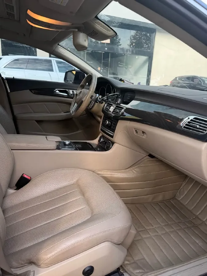 2013 Mercedes-Benz CLS Class 3.5L 306HP V6 7AT,autocango,china used car exporter,china ev exporter,chinese used car exporter,chinese used ev exporter