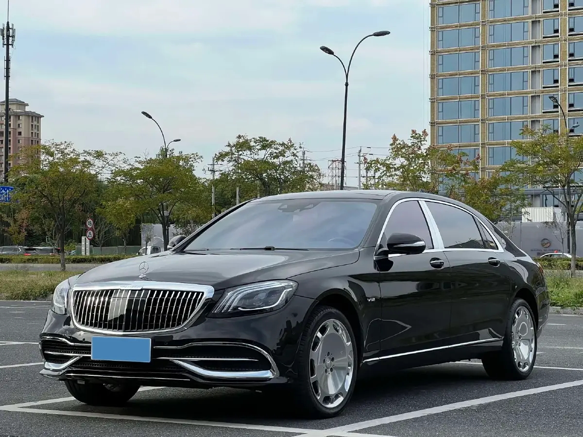 2017 Mercedes-Benz Maybach S Class 6.0T 530HP V12 7AT