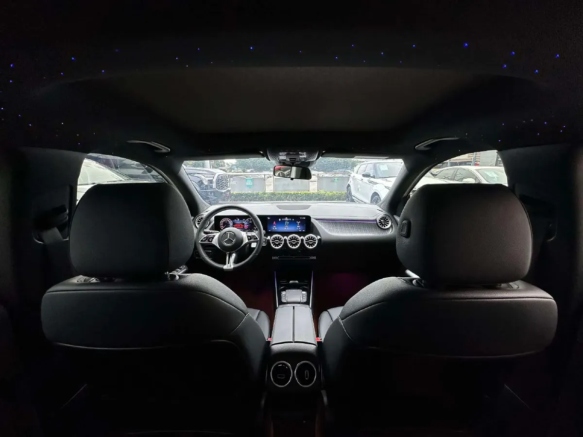 2024 Mercedes-Benz GLA Class 2.0T 190HP L4 8DCT,autocango,china used car exporter,china ev exporter,chinese used car exporter,chinese used ev exporter